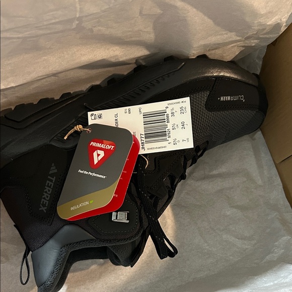 Quechua Men's Black and Gray Athletic Shoes - Picture 10 of 15